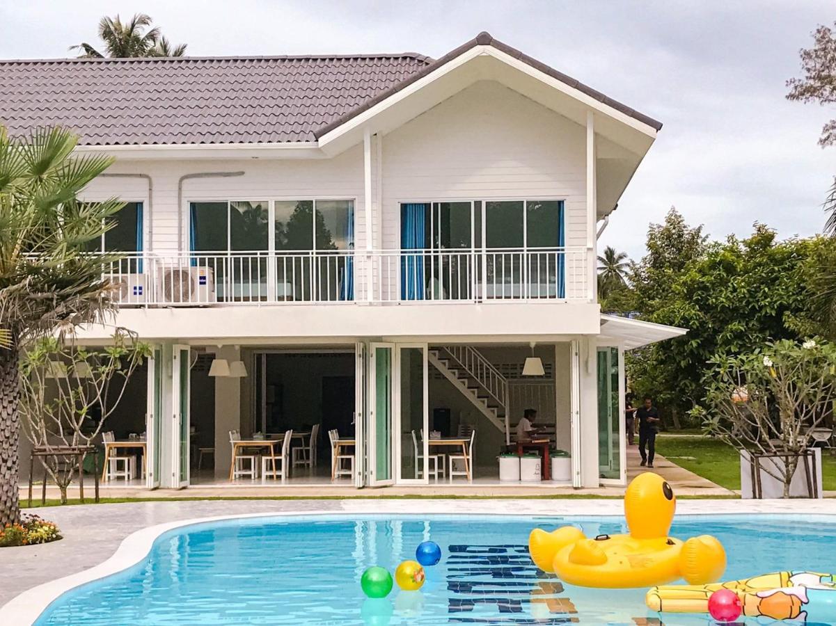 Albergue Thirty Tree Garden House Chumphon Exterior foto