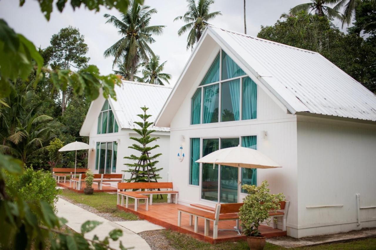 Albergue Thirty Tree Garden House Chumphon Exterior foto