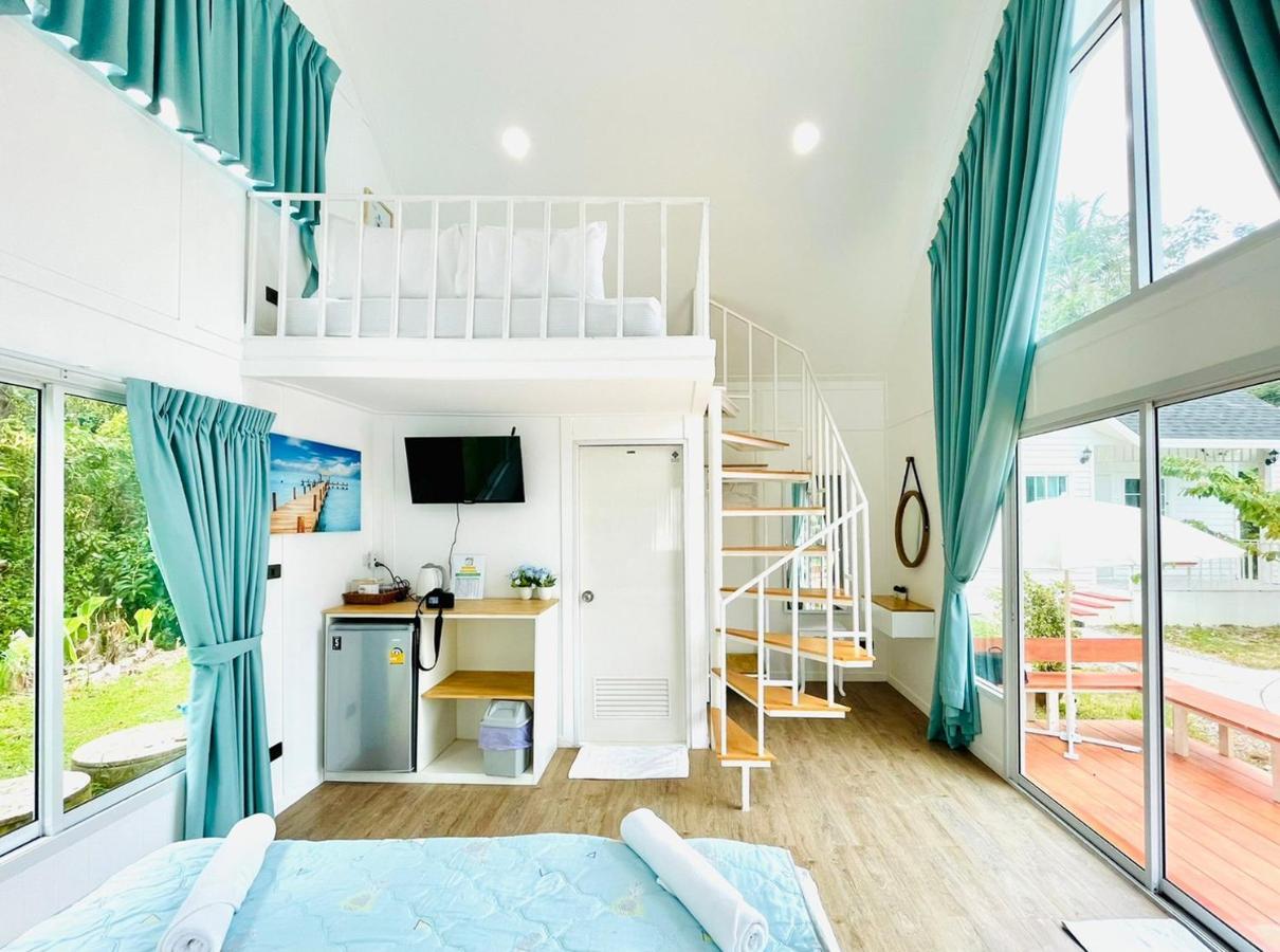 Albergue Thirty Tree Garden House Chumphon Exterior foto