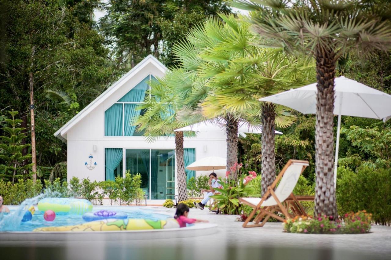 Albergue Thirty Tree Garden House Chumphon Exterior foto